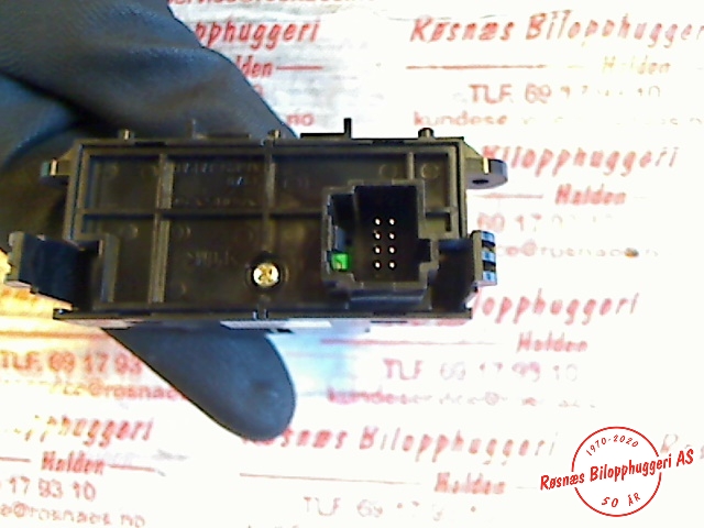 Bryter elektrisk håndbrekk/parkbrems til Volvo V60 2010-2013 (Type I, Fase 1)  (VOLVO|31334637|)