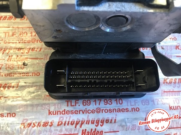ABS sentral til Volvo V60 2010-2013 (Type I, Fase 1)  (VOLVO|31329137|)
