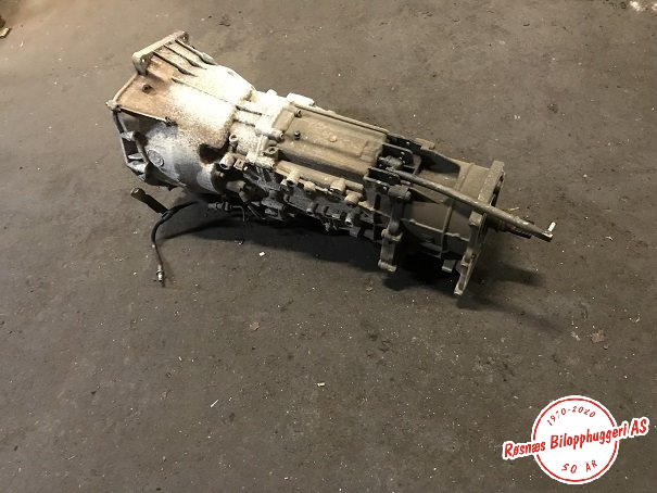 Girkasse manuell 6-trinn til BMW X3 2003-2006 (Fase 1) (E83) (E83) (BMW|23003428269||23003439814)