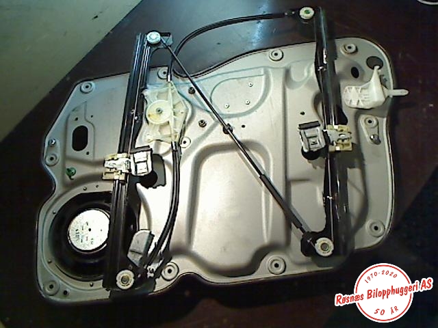 Ruteheis til VW Caddy 2004-2010 (Type III, Fase 1)  (GIRKASSE  DGH|2K1837751BN|)