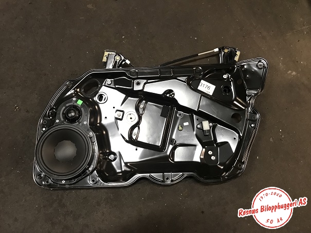 Ruteheis til VW Passat 2011-2015 (B7) (B7) (3AA837756|)