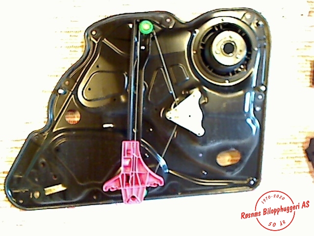 Ruteheis til VW Passat 2011-2015 (B7) (B7) (3AA837755|)