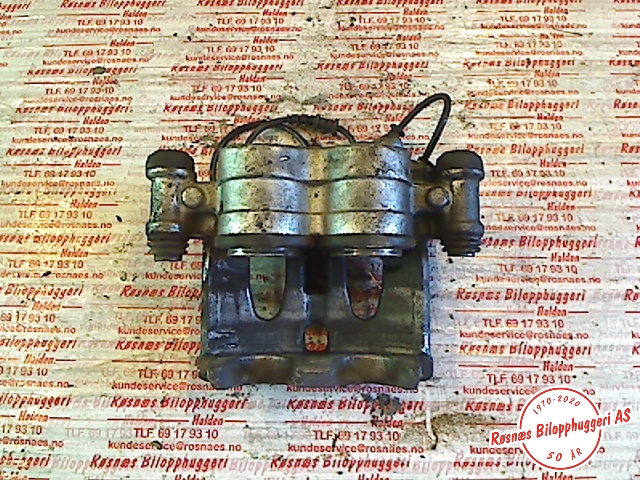 Bremsecaliper venstre foran til Mercedes Sprinter 2006-2013 (Fase 1) (906) (906) (MERCEDES|928906|)