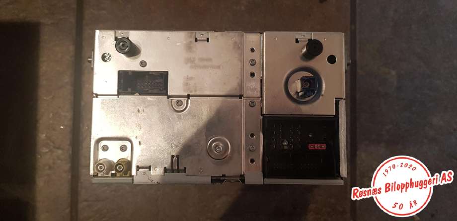 Bilstereo navigasjon til VW Touran 2003-2006 (Type I, Fase 1)  (VOLKSWAGEN|1T0035194C|)
