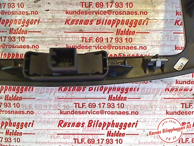 Bryter nødblink til VW CC 2012-2014 (PASSAT CC) (PASSAT CC) (VOLKSWAGEN|9535091QB|)
