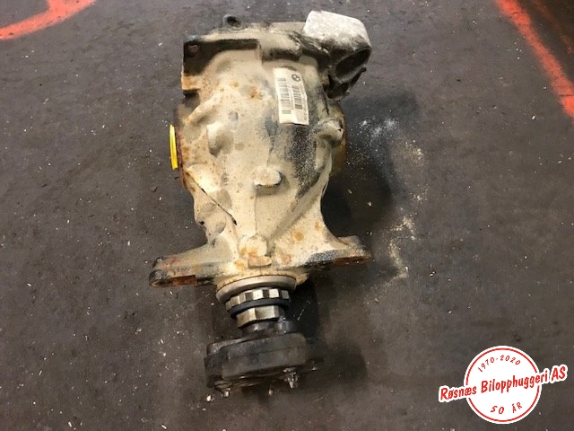 Kardang klokke bak til BMW 3-Serie, 2012-2018 (F30/F31/F34) (F30/F31/F34) (BMW|7599466-03)