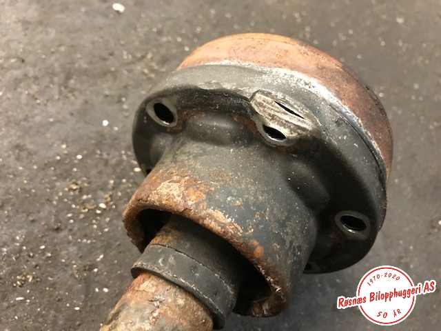Mellomaksel til Audi A5 2007-2016 (Type I)  (AUDI|8K0 521 101 B|)