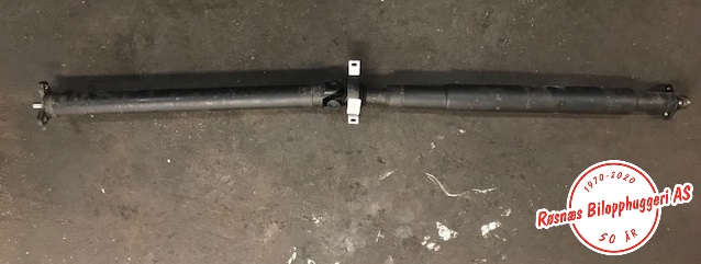 Mellomaksel til BMW 3-Serie, 2012-2018 (F30/F31/F34) (F30/F31/F34) (BMW|26 10 7 637 027)