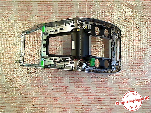 Diverse deler til Volvo V70 2007-2013 (Type III, Fase 1)  (VOLVO|1286270|)