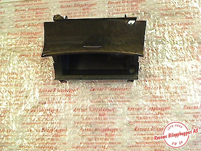 Dashbord askebeger til Mercedes E-Klasse 2006-2009 (Fase 2) (W211) (W211) (MERCEDES|A2116802852Q3|)
