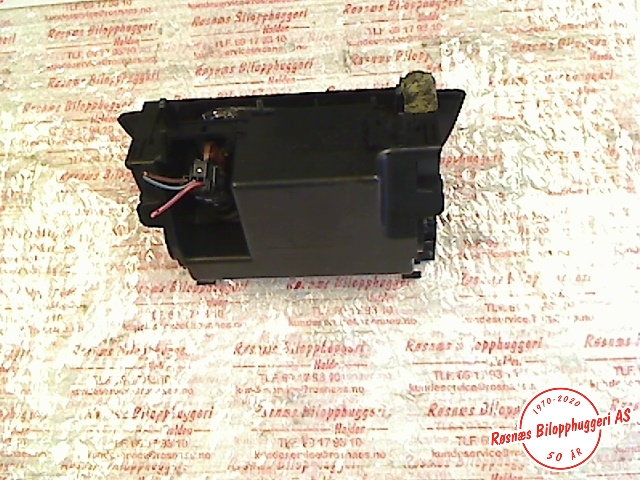 Dashbord askebeger til Mercedes E-Klasse 2006-2009 (Fase 2) (W211) (W211) (MERCEDES|A2116802852Q3|)