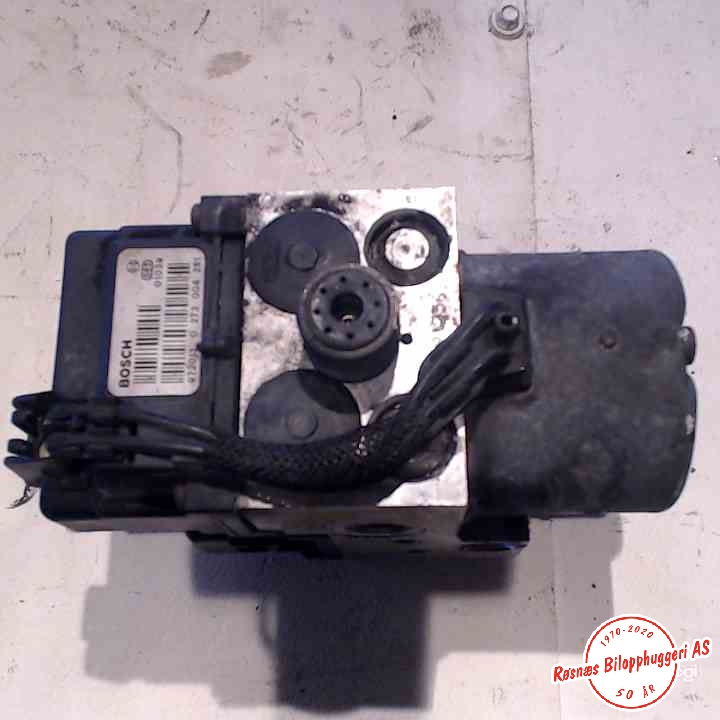 ABS sentral til VW Passat 1997-2000 (B5,3B) (B5,3B) (VOLKSWAGEN|8E061411AB|0265216559|)