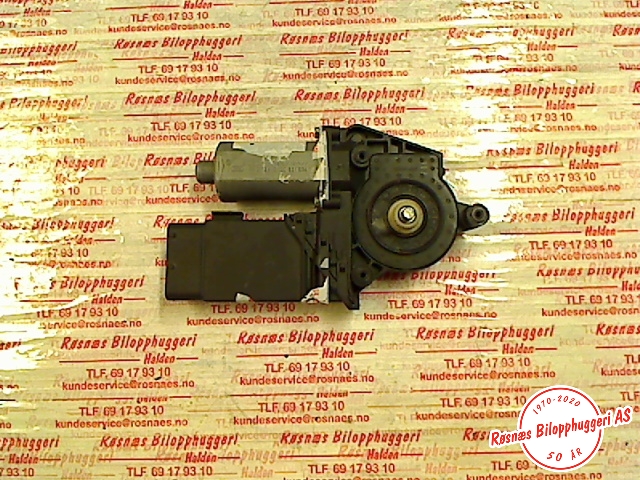 Ruteheis høyre til VW Passat 2001-2005 (B5,3BG) (B5,3BG) (|0130821694)