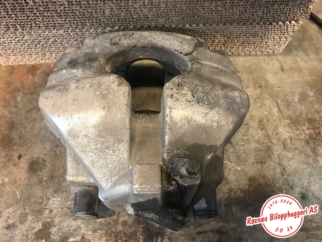 Bremsecaliper høyre foran til VW Transporter / Caravelle 2019-->> (T6.1) (T6.1) (VOLKSWAGEN|7H0106G|)