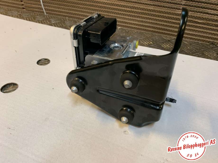 ABS sentral til VW Transporter / Caravelle 2019-->> (T6.1) (T6.1) (VOLKSWAGEN|7E5614517B|)
