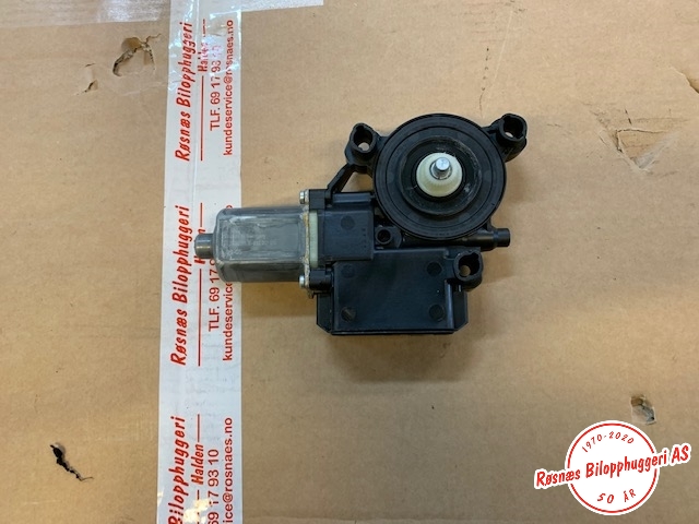 Ruteheis venstre foran til VW Transporter / Caravelle 2019-->> (T6.1) (T6.1) (VOLKSWAGEN|7E0959801M|)