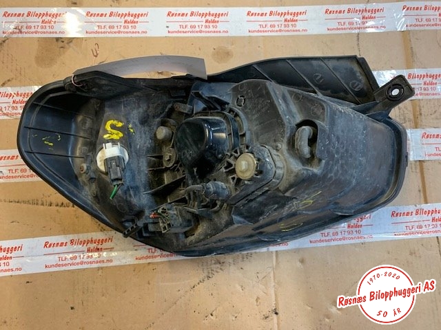 Frontlykt venstre halogen til Hyundai Accent 2006-2009 (Type III)  (HYUNDAI|)