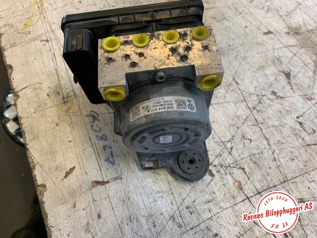 ABS sentral til Audi A3 2012-2016 (Type III, Fase 1)  (AUDI|5Q0907379L|)