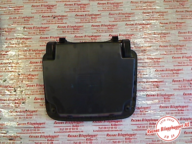 Innredning, Konsoll til VW Sharan 2010-->> (Type II)  (VOLKSWAGEN|7N0857922|)