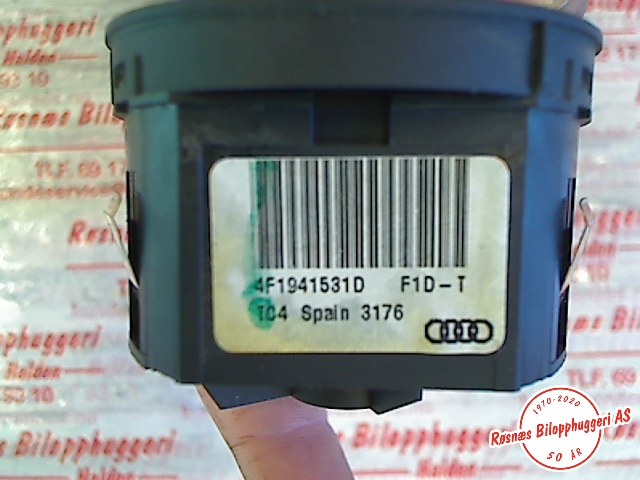 Bryter lys til Audi A6 2005-2008 (Type III, Fase 1) (C6) (C6) (AUDI|4F1941531D|)