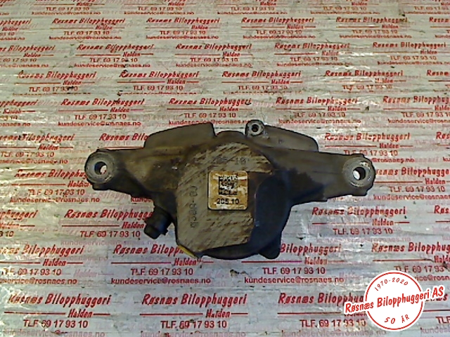 Bremsecaliper høyre foran til Mercedes C-Klasse 2014-2018 (Fase 1) (W205) (W205) (MERCEDES|A 205 421 06 81|)