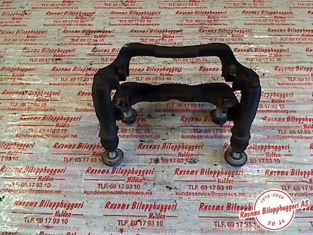 Bremsecaliper brakett til Mercedes C-Klasse 2014-2018 (Fase 1) (W205) (W205) (MERCEDES|A 205 421 07 94|)