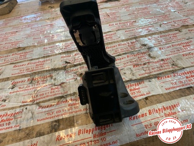Pedal gass til Mercedes C-Klasse 2014-2018 (Fase 1) (W205) (W205) (MERCEDES|A2053000004|)