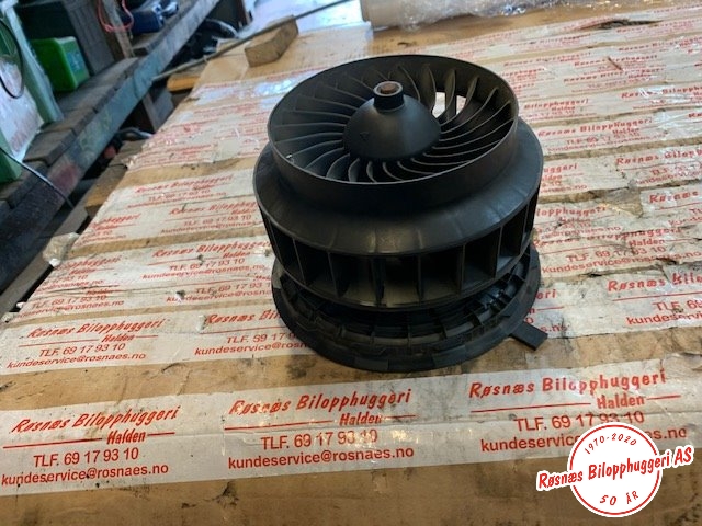 Varmeapparat motor til Mercedes C-Klasse 2014-2018 (Fase 1) (W205) (W205) (MERCEDES|0130309001|)
