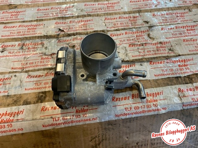 Spjeldhus til Kia Rio 2011-2017 Type III  (KIA|35100-04200|)