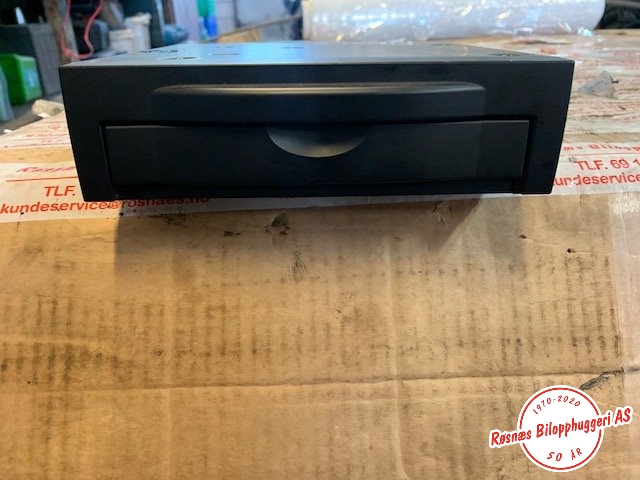 Bilstereo navigasjon til Volvo XC90 2007-2014 (Type I, Fase 2)  (VOLVO XC90|31310241|)