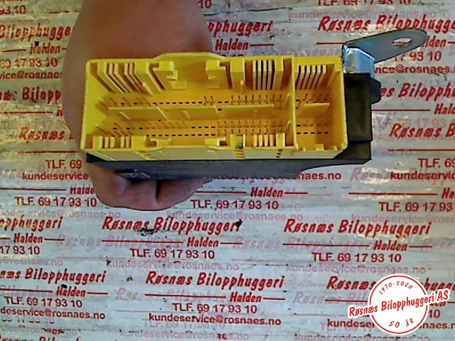 Airbag elektronikk til Mercedes C-Klasse 2014-2018 (Fase 1) (W205) (W205) (MERCEDES|A2059001814|)