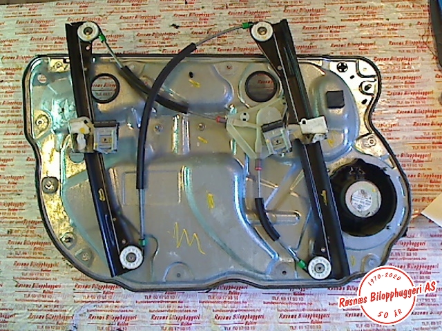 Ruteheis høyre til VW Polo 2002-2005 (Type IV, Fase 1)  (VOLKSWAGEN|6Q0837752|6Q2959801A|)