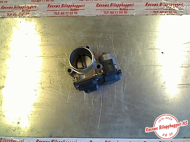 Spjeldhus til Ford Focus 2011-2014 (Type III, Fase 1)  (FORD|GM5B-9F991-FB|)