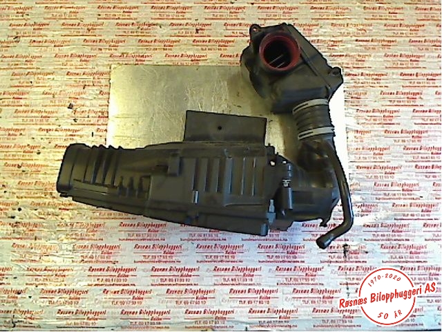 Luftfilterboks til Mercedes C-Klasse 2007-2011 (Fase 1) (W204) (W204) (MERCEDES|A2710900901|A271 0900 08 29|A271 090 08 04 09)