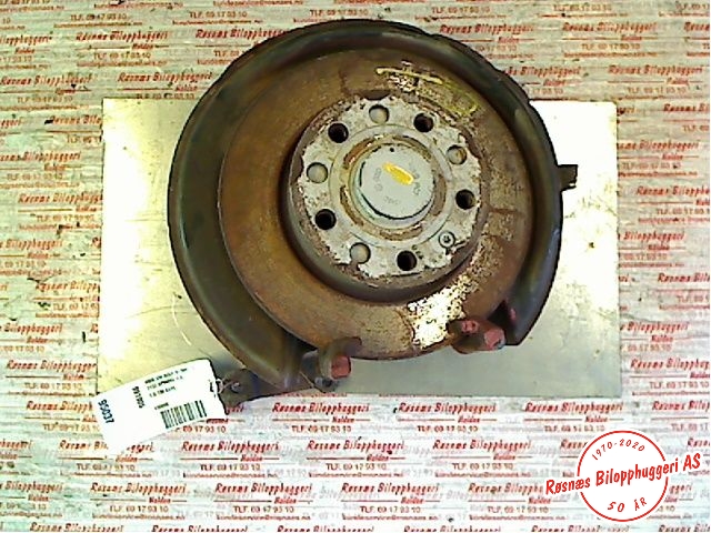 Hjulspindel høyre bak til VW Golf VI 2008-2012  (VOLKSWAGEN|1K0 505 436 AB|1K0 598 611|)
