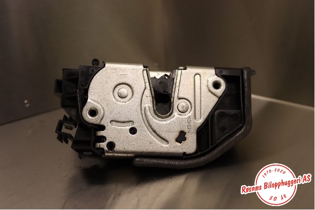 Låsekasse høyre til BMW 5-Serie 2003-2010 (E60/E61) (E60/E61) (BMW|7202148|)