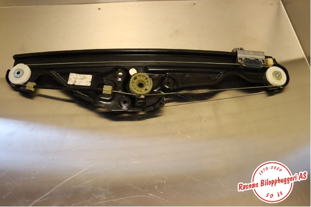 Ruteheis til BMW 5-Serie 2003-2010 (E60/E61) (E60/E61) (BMW|97976-XXX|)