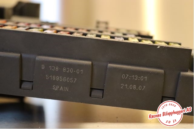 Sikringsboks til BMW 5-Serie 2003-2010 (E60/E61) (E60/E61) (BMW|9 138 830-01|518956057|)