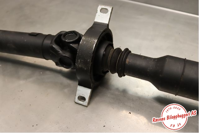 Mellomaksel til BMW 3-Serie 2005-2011 (E90/E91/E92/E93) (E90/E91/E92/E93) (7 531 307 AI02|26107531307|)