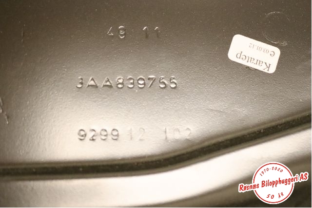 Ruteheis til VW Passat 2011-2015 (B7) (B7) (VOLKSWAGEN|3AA839755|)