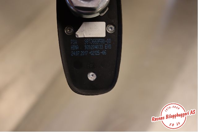 Bryter Antispinn til Citroën C3 2016-->> (Type III) (CITROEN|96 770 535 ZD 00|)