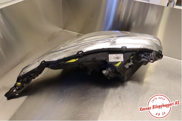 Frontlykt venstre halogen til Peugeot 208 2012-2019 (Type I)  (PEUGEOT|98 022 214 80|)