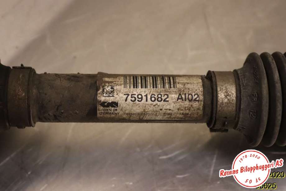 Drivaksel høyre foran til BMW X1 2009-2015 (E84) (E84) (BMW|31607605512|)