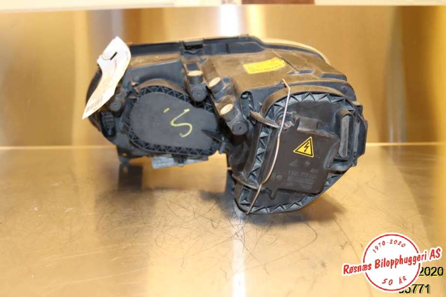 Frontlykt høyre xenon til VW Touran 2003-2006 (Type I, Fase 1)  (VOLKSWAGEN|1T0941032F|)