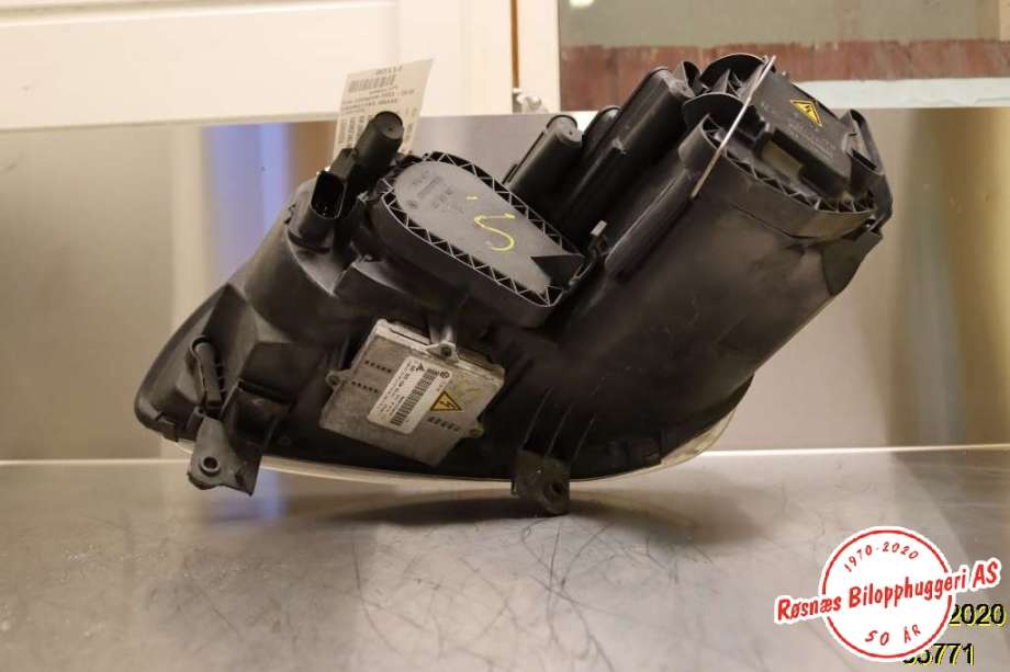 Frontlykt høyre xenon til VW Touran 2003-2006 (Type I, Fase 1)  (VOLKSWAGEN|1T0941032F|)