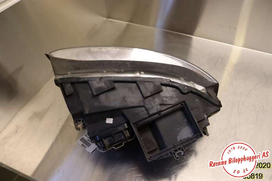 Frontlykt venstre halogen til Audi A4 2001-2004 (Type II) (B6) (B6) (AUDI|8E0 941 003 F|)