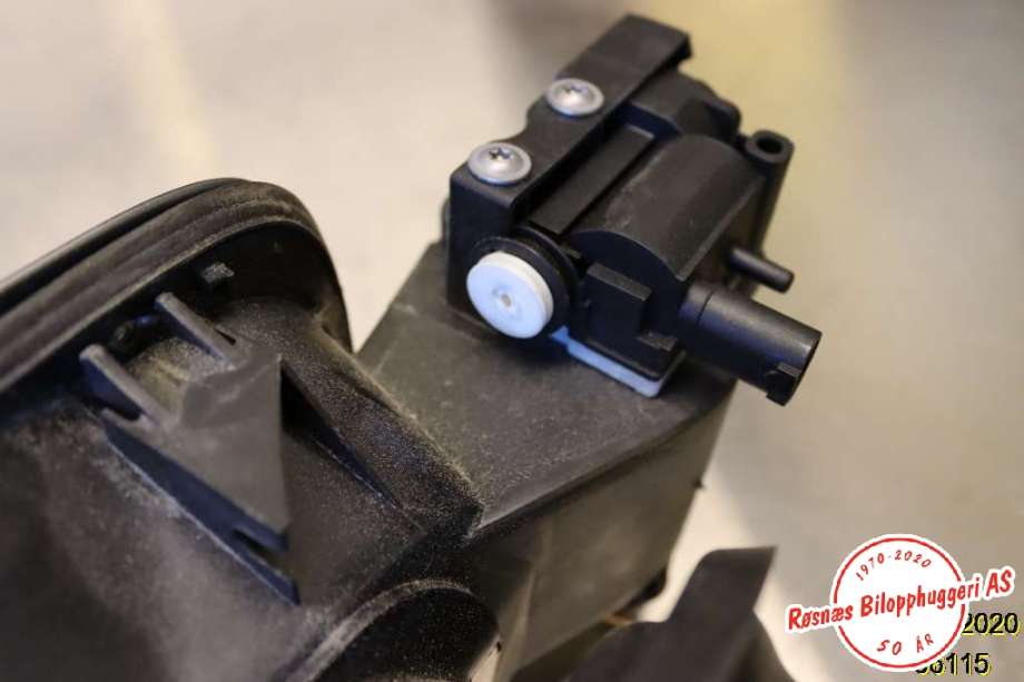 Tanklokk til BMW X1 2009-2015 (E84) (E84) (BMW|41002990139|)