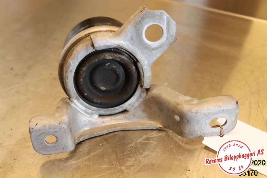 Motorfeste til Volvo V70 2007-2013 (Type III, Fase 1)  (VOLVO|30793318|)