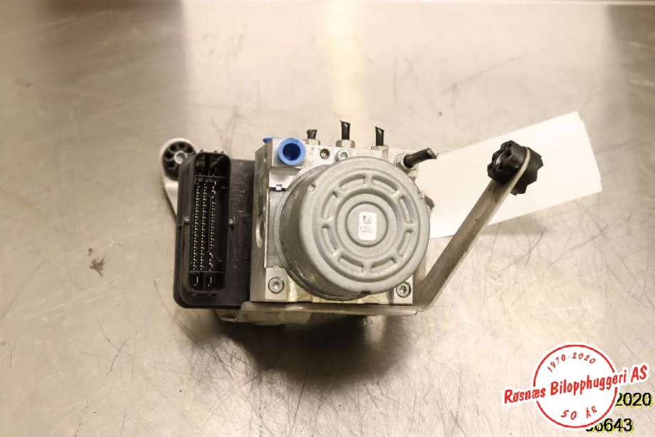 ABS sentral til BMW i3 2013-2022  (BMW|3451-6892887-01||6 892 888)