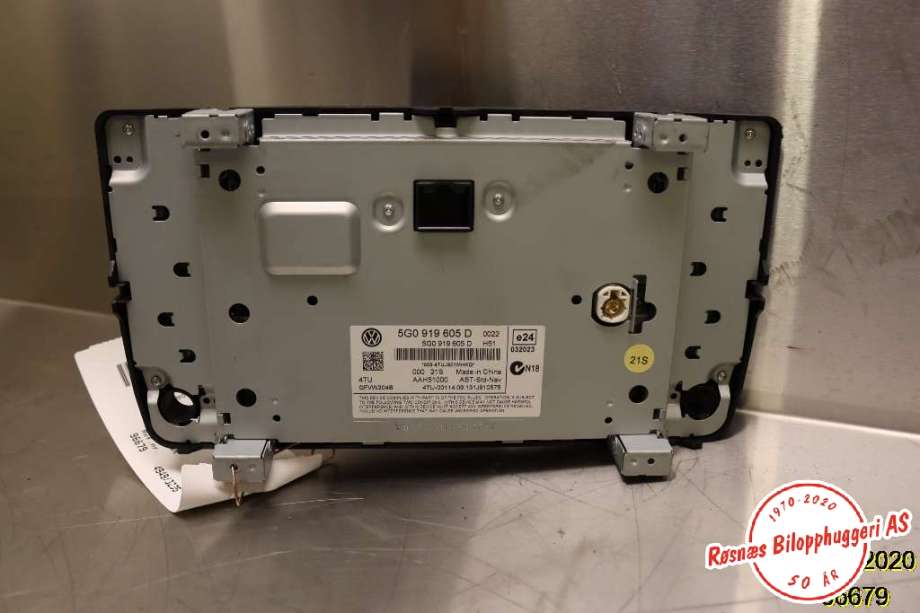 Bilstereo navigasjon til VW Golf VII 2012-2017 (Fase 1)  (VOLKSWAGEN|5G0 919 605 D|)